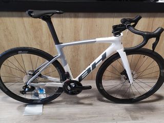 BH Rs1 3.5 2023 105 Di2
