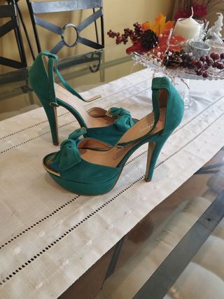 Zapatos tacón alto
