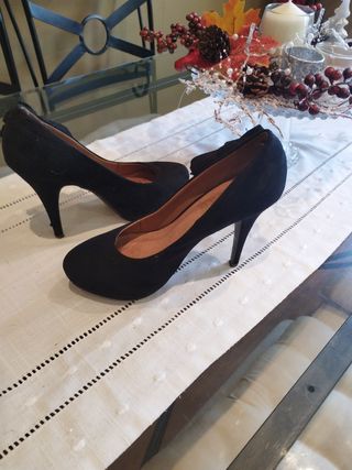 Zapatos negros tacon