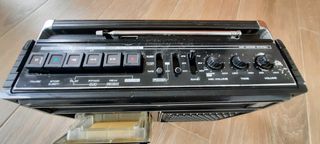 Radio cassete pioneer RK-444