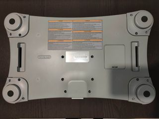 WII BALANCE BOARD + WII FIT PLUS + FUNDA SEMINUEVO