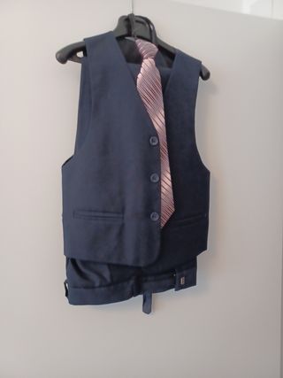 Traje ceremonia con chaleco/camisa niño 6- 9 años