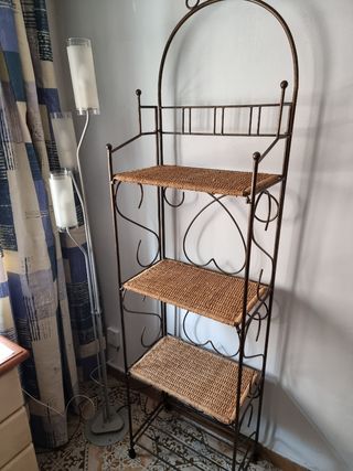 Estantería metal antigüedades