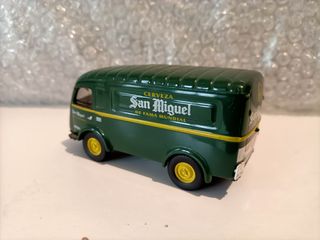 Renault 1000kg San Miguel escala 1/43