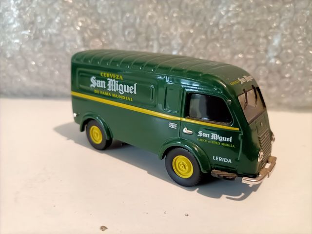 Renault 1000kg San Miguel escala 1/43