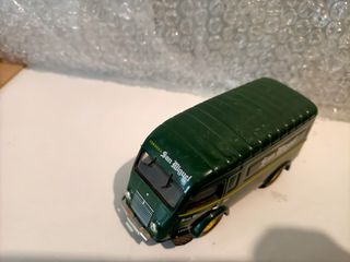 Renault 1000kg San Miguel escala 1/43