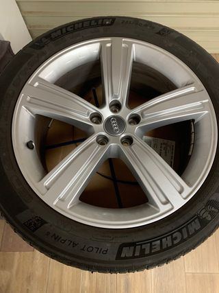 Ruedas (neumatico y llantas) Audi A8 2018