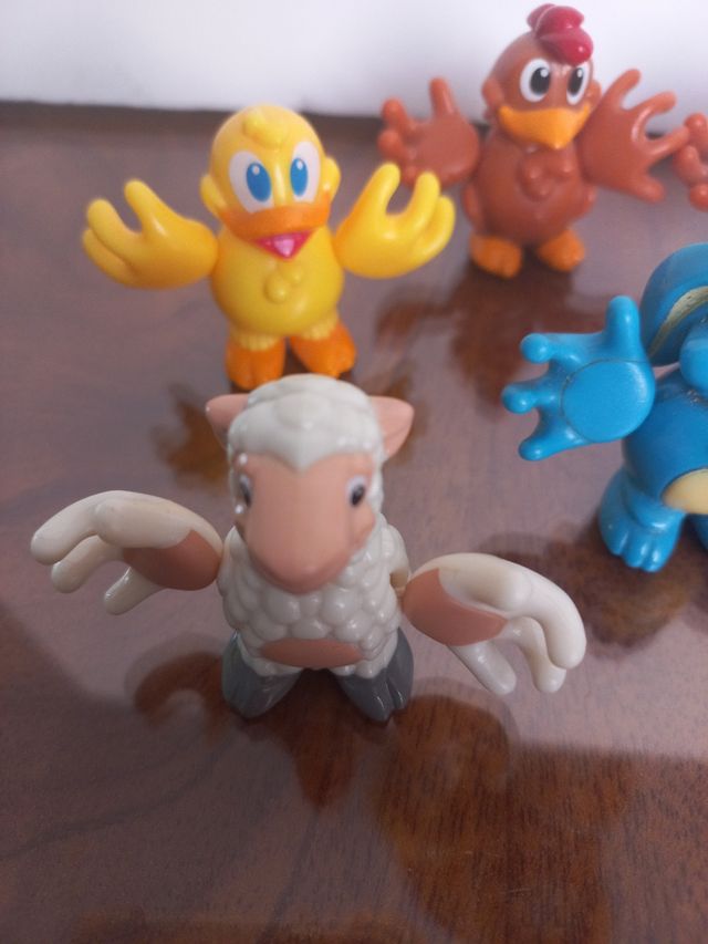 7 Figuras animales de granja kinder sorpresa