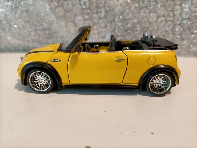 Mini Cooper S Cabrio 1/32
