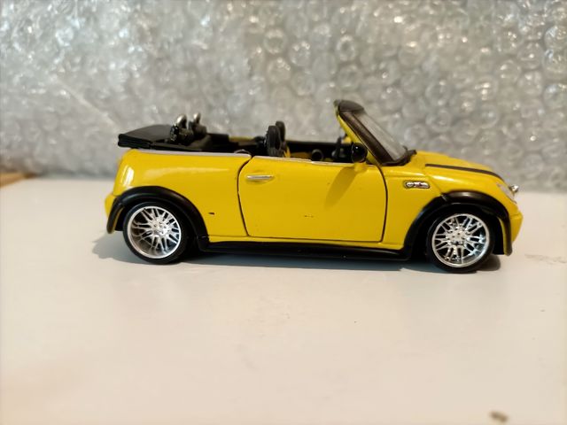 Mini Cooper S Cabrio 1/32