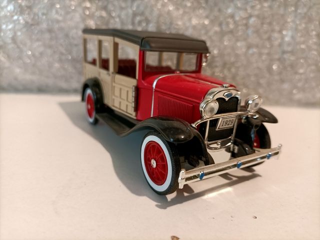 Ford Station Wagon 1929 a escala