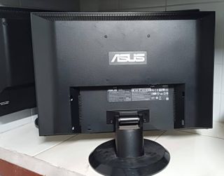 Pantalla Asus 19"