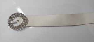 Cinto branco em pele 85 cm