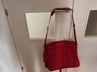 Maletín  muy bonito para ordenador