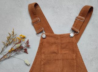 Vestido/Peto de pana