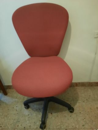 Silla de estudio con ruedas