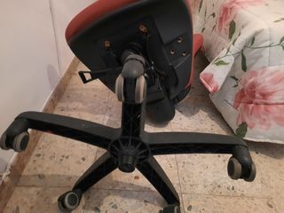 Silla de estudio con ruedas