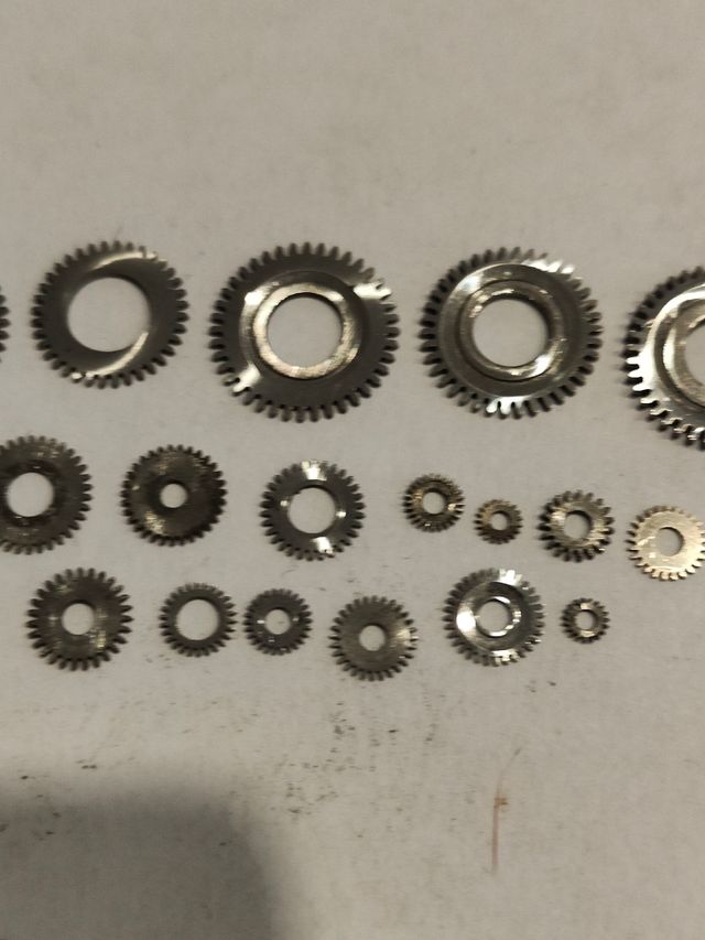 Ricambi per orologeria