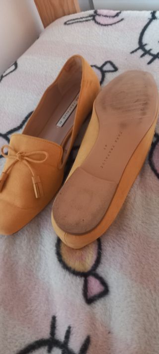 Bailarinas/mocasines amarillos zara 