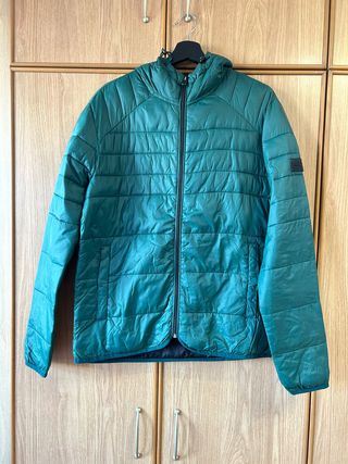 Chaqueta de plumón verde