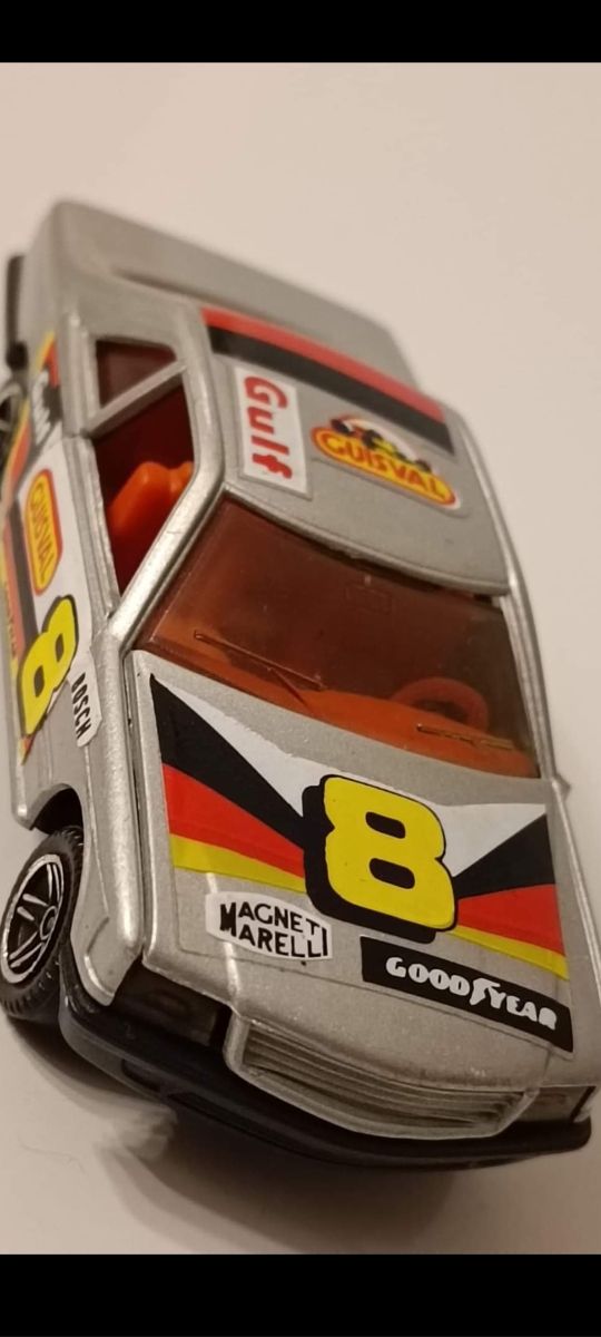 *MERCEDES BENZ 500 SEC 1/43 GUISVAL