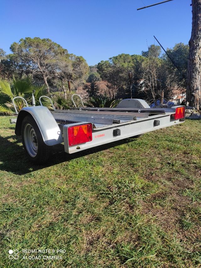 Remolque de motos en alquiler