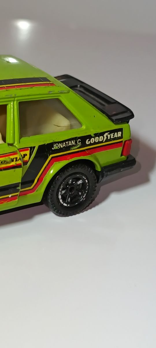 *FORD ESCORT XR3 1/33 GUISVAL