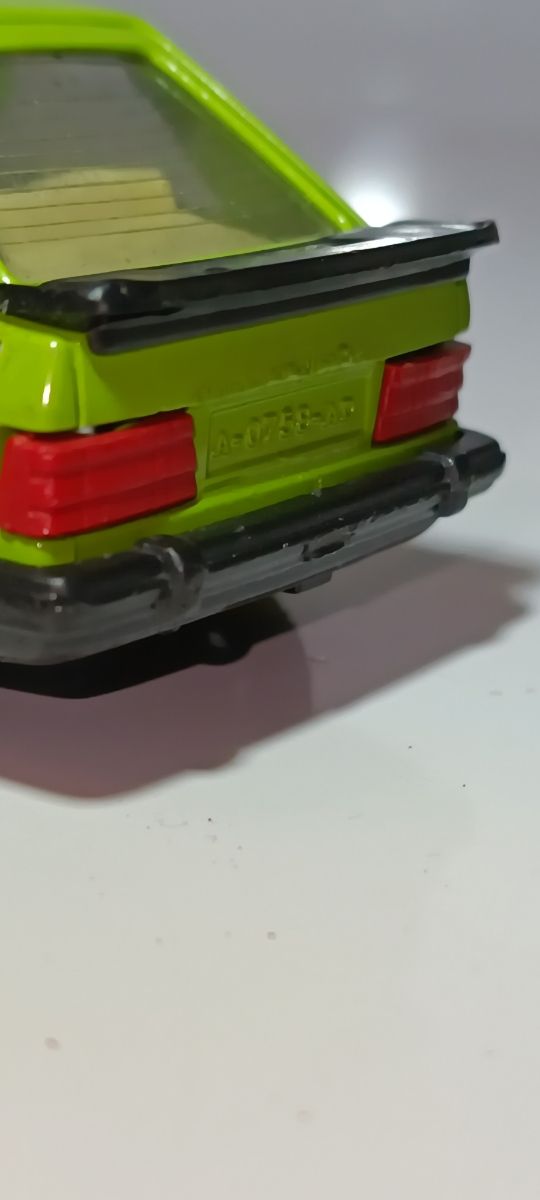 *FORD ESCORT XR3 1/33 GUISVAL