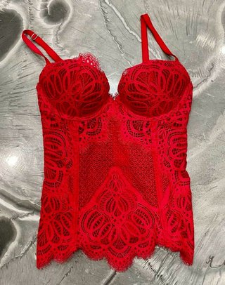 Bustier- Body rojo de Victoria’s Secret
