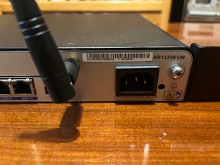 Router WiFi PoE Movistar Empresas Huawei AR1220