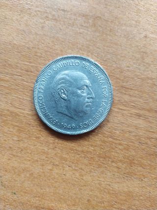 Moneda 5 pesetas España 1949