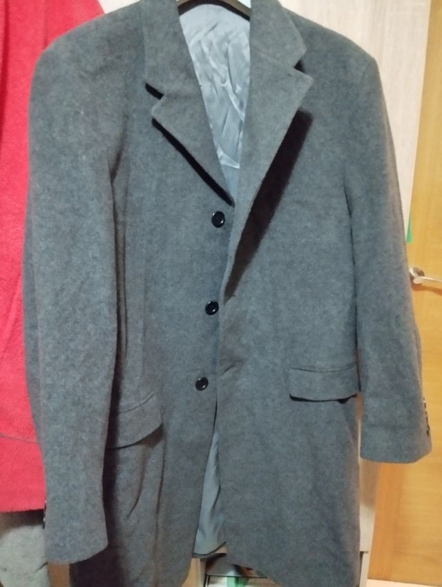 Abrigo gris