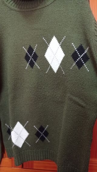 Jersey rombos cuello alto