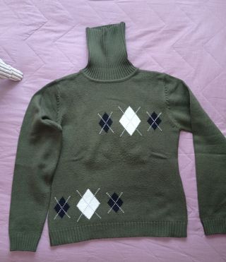 Jersey rombos cuello alto