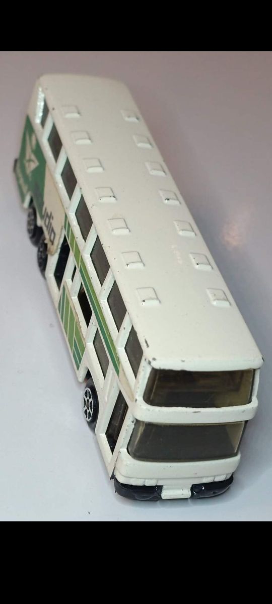 *AUTOBUS SAUDIO 1/64 GUILOY