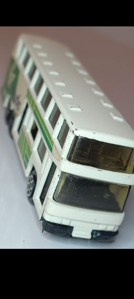 *AUTOBUS SAUDIO 1/64 GUILOY