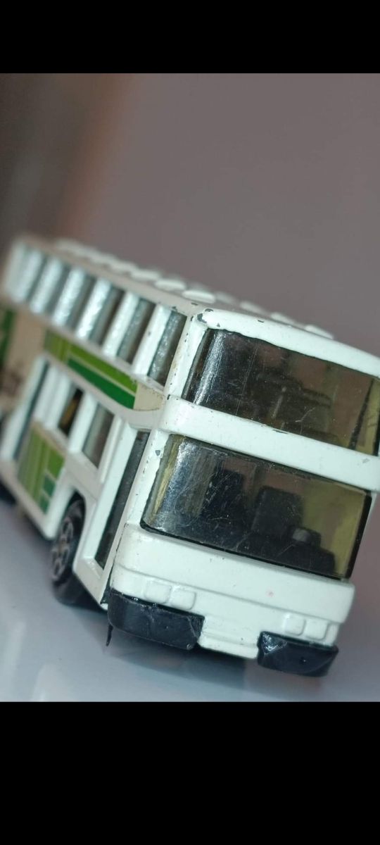 *AUTOBUS SAUDIO 1/64 GUILOY