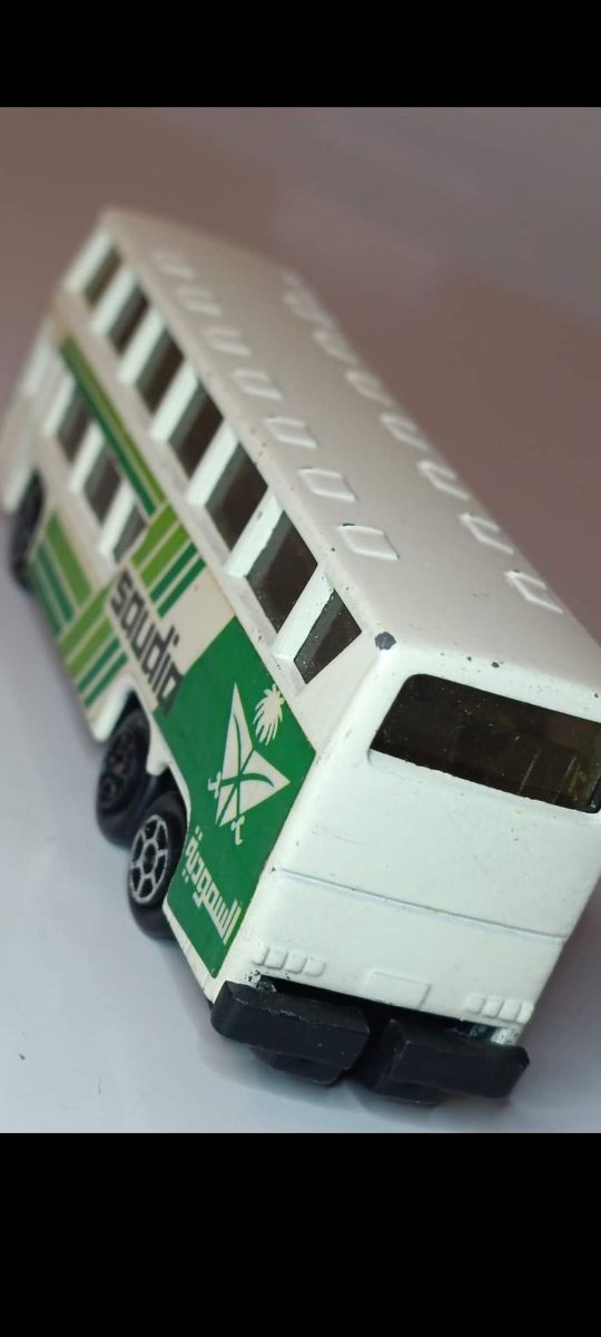 *AUTOBUS SAUDIO 1/64 GUILOY