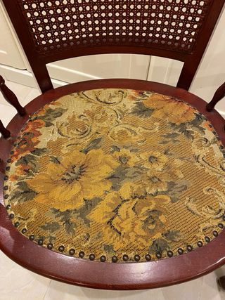 Sillas de madera vintage, tapizadas