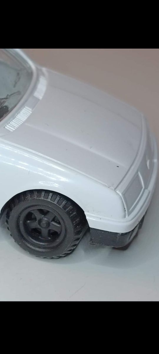 *FORD SIERRA 1/43 TRANSPLASTIC
