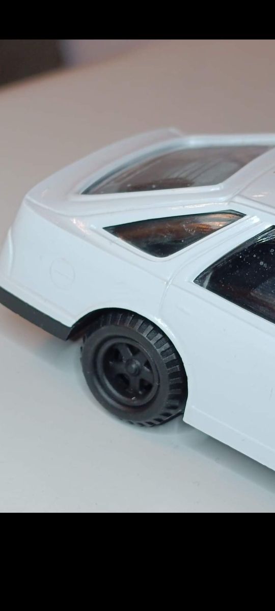 *FORD SIERRA 1/43 TRANSPLASTIC