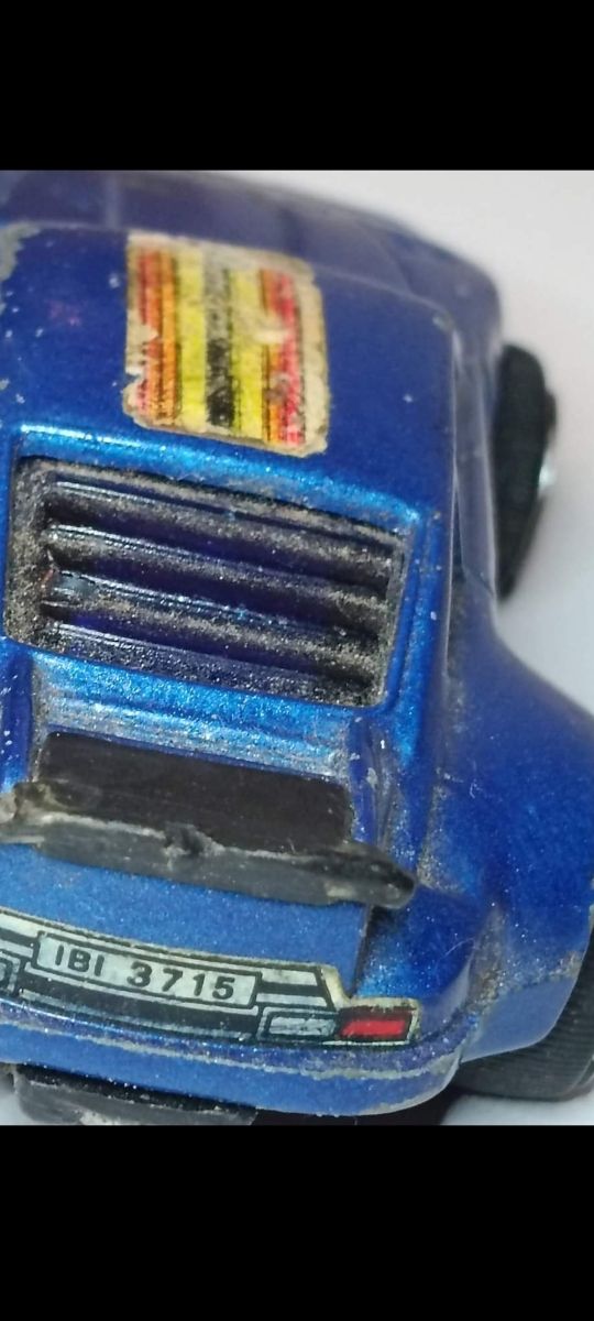 *PORSCHE SACAPUNTAS 1/43 GISIMA