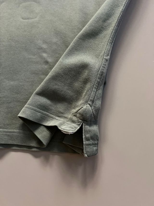 Polo verde Benetton. Impecable