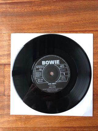 David Bowie, Space Oddity