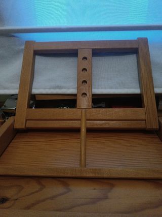 Atril de madera 
