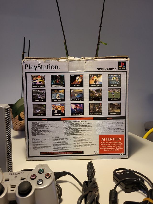 PS1 con CAJA ORIGINAL DUALSHOCK