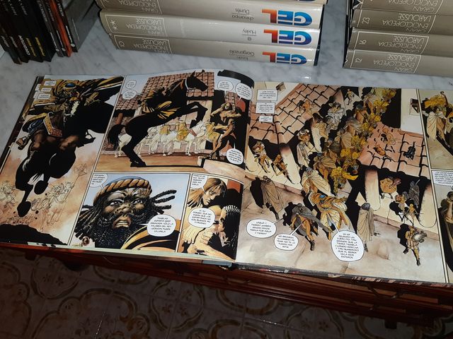 300 comic EDICIÓN DE LUJO + FIGURA LEONIDAS NECA