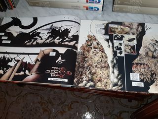 300 comic EDICIÓN DE LUJO + FIGURA LEONIDAS NECA