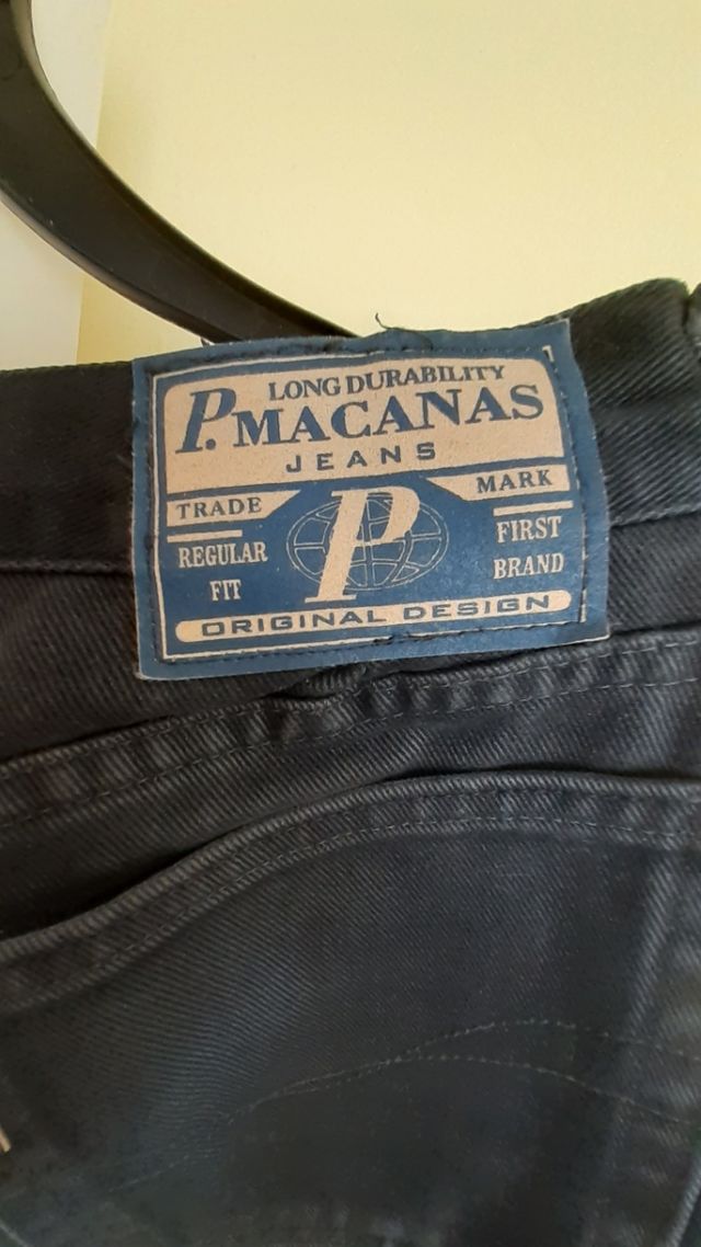 Pantalón tejano negro
