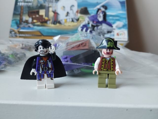 Juego construcción Piratas